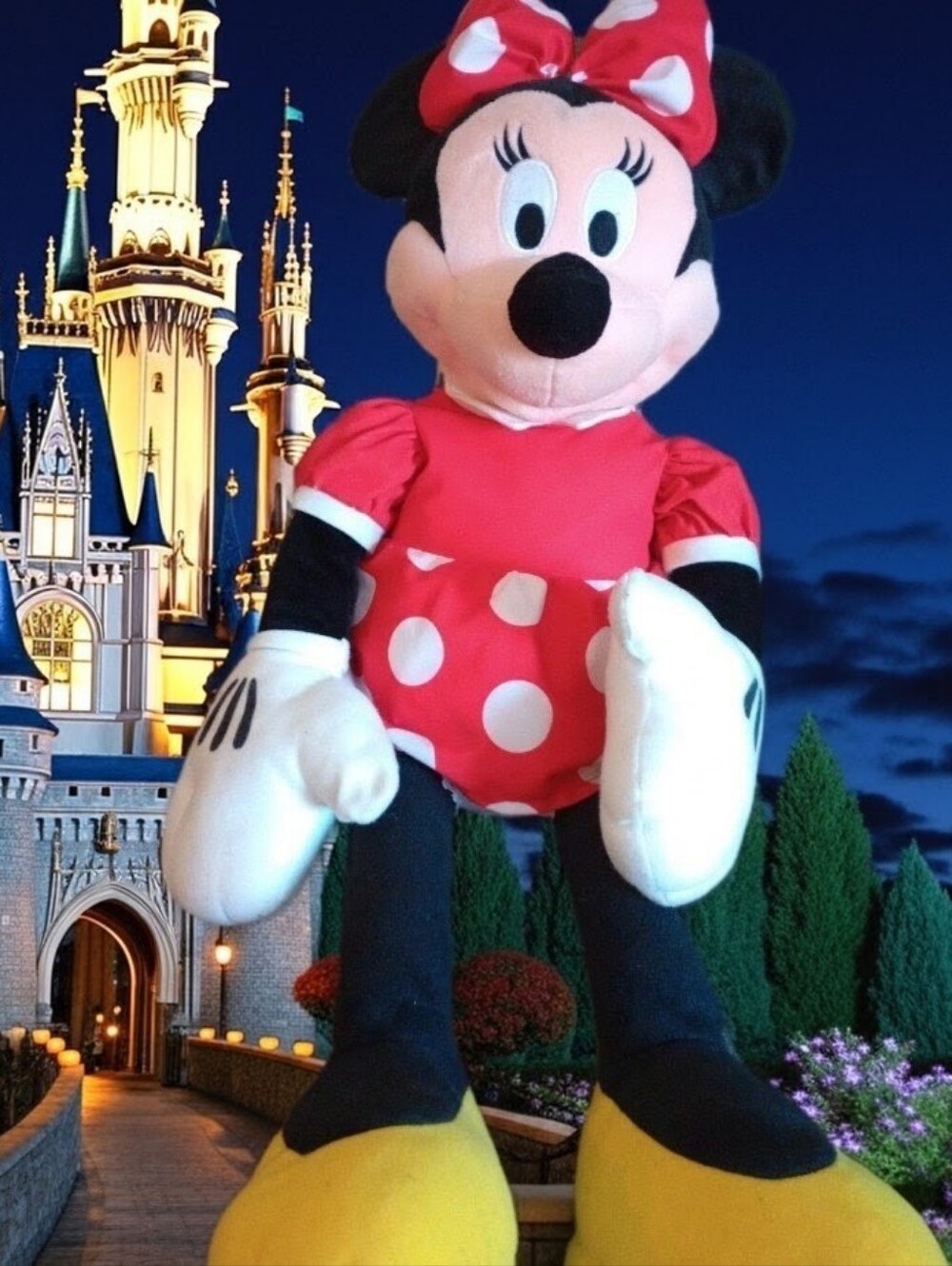 Exclusive Toys"R"Us Minnie Mouse 🎀 JUMBO 30" Inch Plush